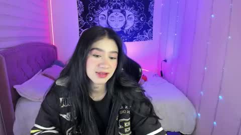 camila online show from 10-21-25, 06:19