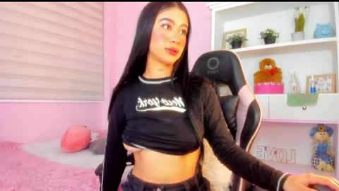 camila online show from 04-10-26, 09:30