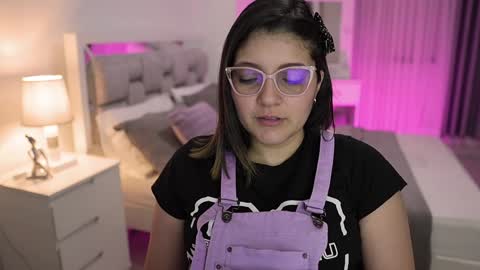 Camila buitrago online show from 01-19-25, 12:06