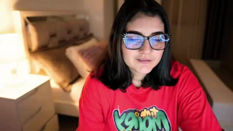 Camila buitrago online show from 09-16-25, 11:17