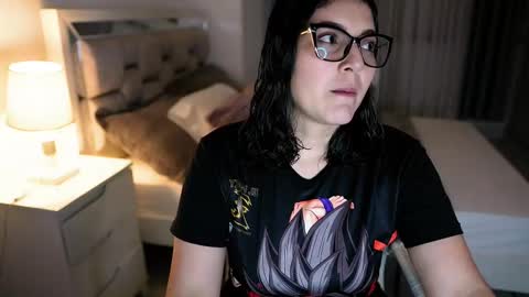 Camila buitrago online show from 09-24-25, 11:30