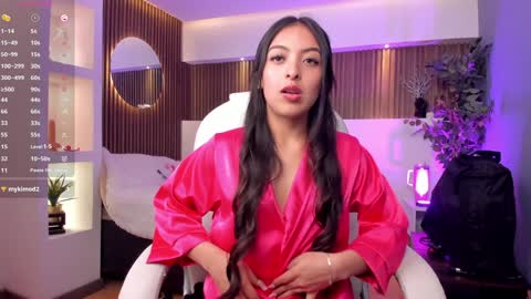 Snapshot of camila_dupont chatting on 12-22-24, 08:47 Camila online show from 12-22-24, 08:47