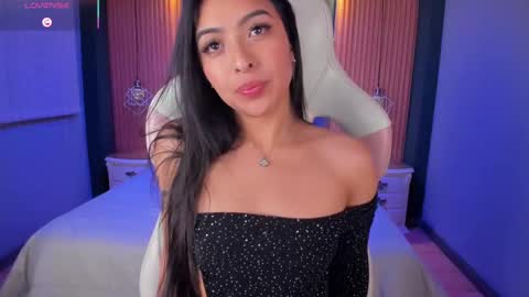 Snapshot of camila_dupont chatting on 09-24-25, 03:54 Camila online show from 09-24-25, 03:54