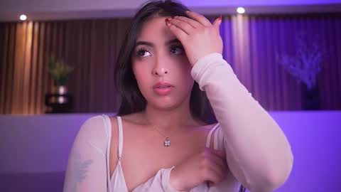 Snapshot of camila_dupont chatting on 11-21-25, 04:22 Camila online show from 11-21-25, 04:22