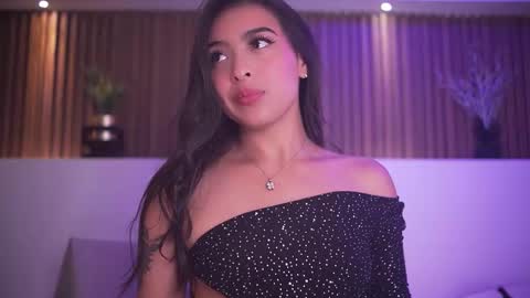 Snapshot of camila_dupont chatting on 11-26-25, 07:59 Camila online show from 11-26-25, 07:59