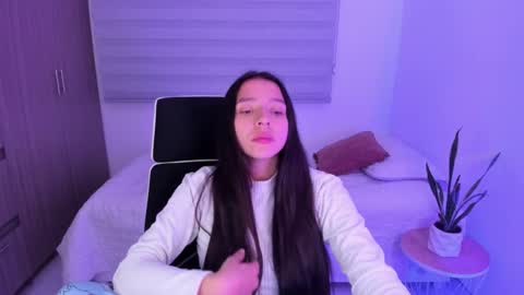 Snapshot of camila_ec2 chatting on 02-25-26, 02:10 C A M I online show from 02-25-26, 02:10