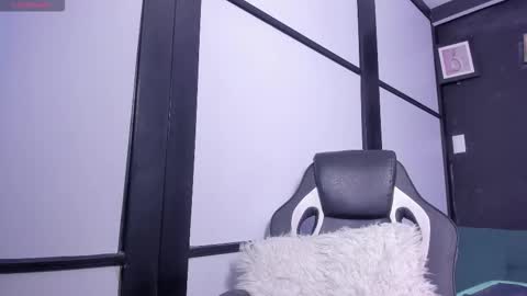 Snapshot of camila_harperr chatting on 10-26-25, 06:47 C A M I L A online show from 10-26-25, 06:47