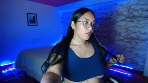 Snapshot of camila_iroose chatting on 05-04-26, 12:17 Camila Roose online show from 05-04-26, 12:17