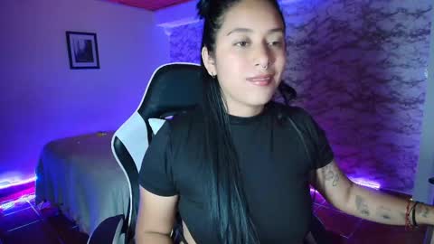 Snapshot of camila_iroose chatting on 05-11-26, 12:49 Camila Roose online show from 05-11-26, 12:49