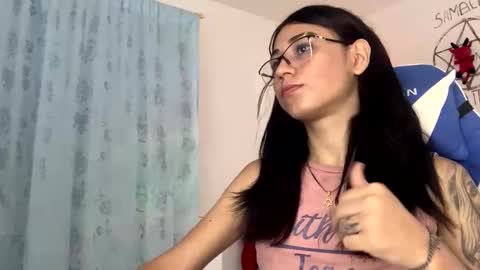 Snapshot of camila_trans19 chatting on 11-09-25, 06:17 Camila online show from 11-09-25, 06:17