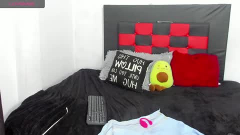 Camila online show from 06-21-26, 12:35