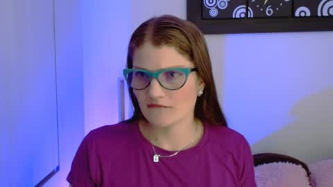 Camila ventura online show from 05-18-26, 05:52