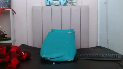 Snapshot of camila_williiamsres chatting on 06-16-26, 09:45 camila_williiamsres online show from 06-16-26, 09:45