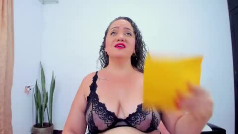 Snapshot of camilaa_foxxx chatting on 04-18-26, 07:58 camilaa foxxx online show from 04-18-26, 07:58