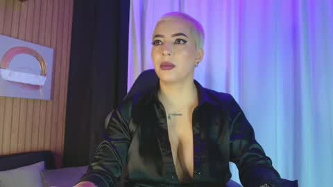 Snapshot of camilaachain chatting on 12-02-25, 07:03 online show from 12-02-25, 07:03