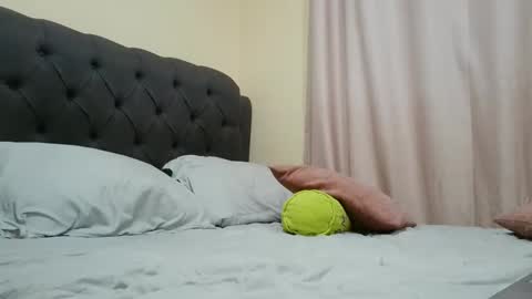 Camila Browm online show from 02-23-25, 05:23