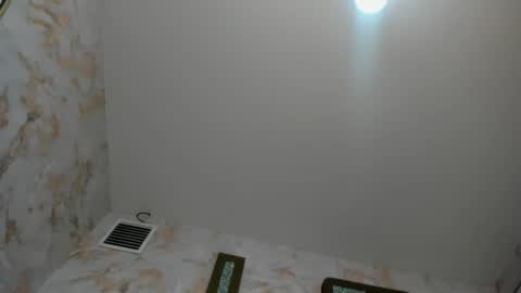 Snapshot of camilahunter__ chatting on 01-17-26, 03:22 Camila online show from 01-17-26, 03:22