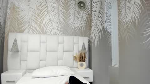 Snapshot of camilahunter__ chatting on 02-05-26, 03:22 Camila online show from 02-05-26, 03:22