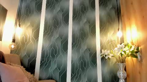 Snapshot of camilamanzurr chatting on 06-18-26, 10:25 camila manzur online show from 06-18-26, 10:25