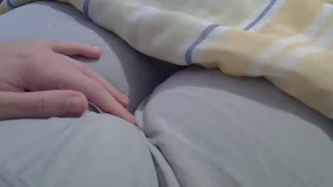 flash 50 tokens BIG CLIT  tits pussy. masturbation big clit 150 tokens fingers inside pussy 1000 tk  pump big clit 300 tk online show from 12-13-25, 08:04