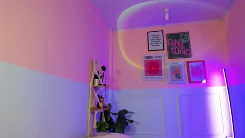 Camila  online show from 10-01-25, 11:38