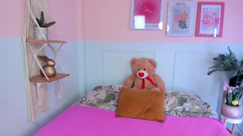 Camila  online show from 04-08-26, 04:23