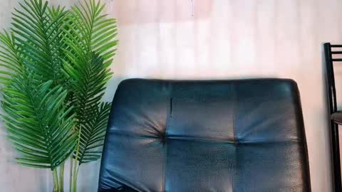 Snapshot of camilarose_oli chatting on 01-19-25, 08:29 camilarose_oli online show from 01-19-25, 08:29