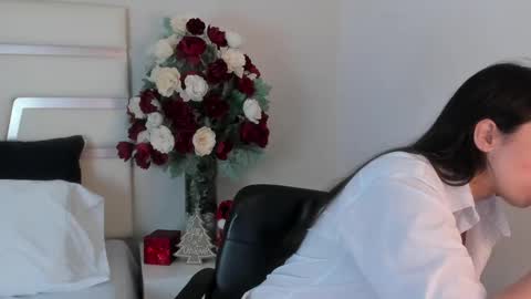 Snapshot of camilasofiia chatting on 12-27-24, 07:24 Camila online show from 12-27-24, 07:24