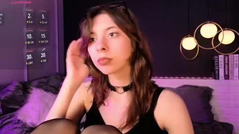 Snapshot of camilla_evers chatting on 05-31-26, 01:40 Camilla online show from 05-31-26, 01:40