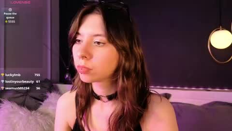 Snapshot of camilla_evers chatting on 05-31-26, 06:09 Camilla online show from 05-31-26, 06:09