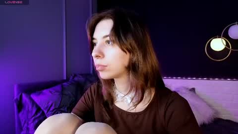 Snapshot of camilla_evers chatting on 06-18-26, 01:59 Camilla online show from 06-18-26, 01:59