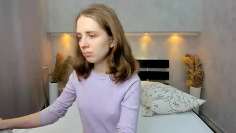 Camilla online show from 10-03-25, 12:07