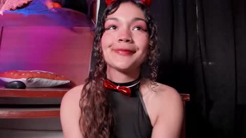 camilla_miller01 online show from 10-29-25, 10:11