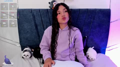 camilla_miller01 online show from 11-08-25, 02:28