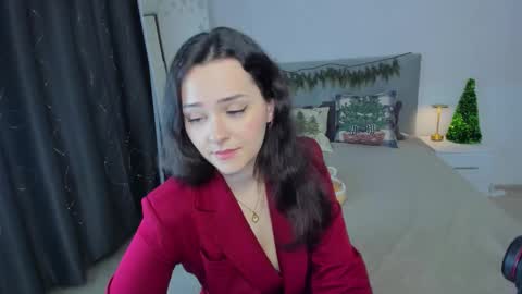 Camilla online show from 12-21-25, 11:06