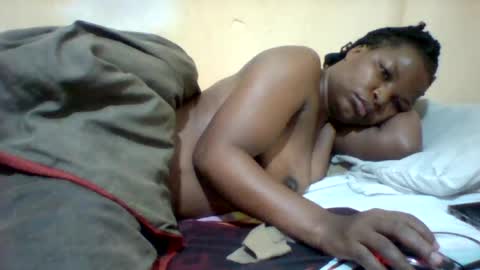 Snapshot of camillah_sweet chatting on 06-14-26, 02:46 camillah_sweet online show from 06-14-26, 02:46