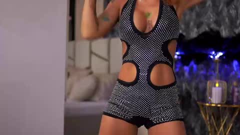 Camy online show from 04-16-26, 06:19