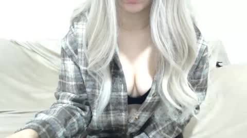 CamilleBunny online show from 02-05-26, 02:49