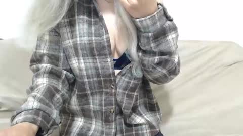 CamilleBunny online show from 04-20-26, 02:25