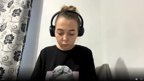 camillelisowe online show from 12-04-25, 02:15