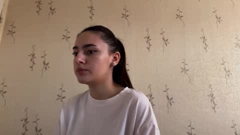 Snapshot of camilleswalley chatting on 12-16-25, 07:13 Isa online show from 12-16-25, 07:13