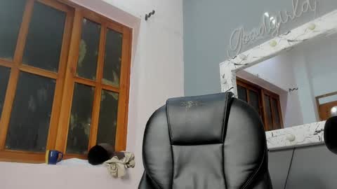 Snapshot of camillo_virgil chatting on 10-08-25, 10:46 Camillo Virgil online show from 10-08-25, 10:46