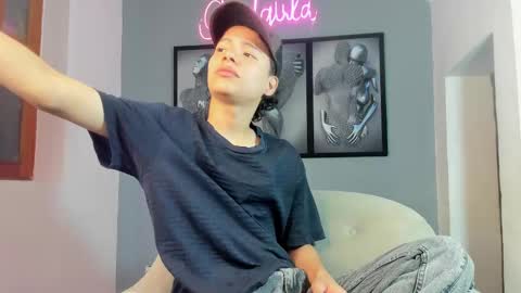 Snapshot of camillo_virgil chatting on 10-09-25, 10:57 Camillo Virgil online show from 10-09-25, 10:57