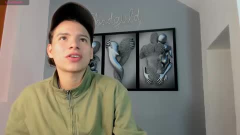 Snapshot of camillo_virgil chatting on 10-11-25, 10:47 Camillo Virgil online show from 10-11-25, 10:47