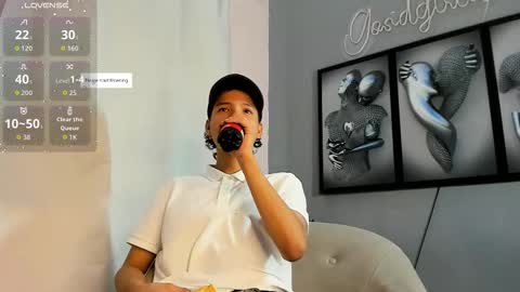 Snapshot of camillo_virgil chatting on 10-19-25, 10:38 Camillo Virgil online show from 10-19-25, 10:38