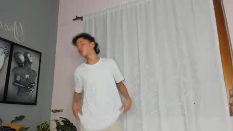 Camillo Virgil online show from 11-28-25, 10:51