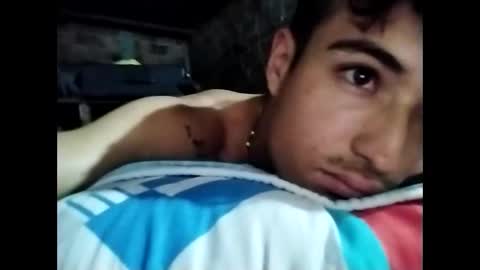 Snapshot of camilo887868 chatting on 11-18-25, 06:40 camilo887868 online show from 11-18-25, 06:40