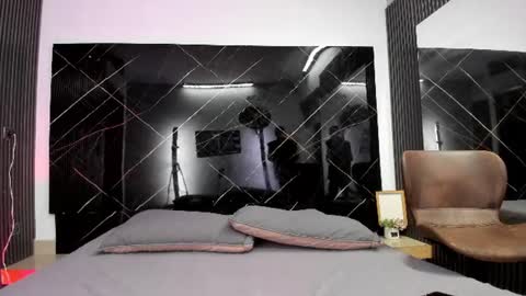 Snapshot of camilo_contrerass chatting on 06-08-26, 07:36 Camilo online show from 06-08-26, 07:36