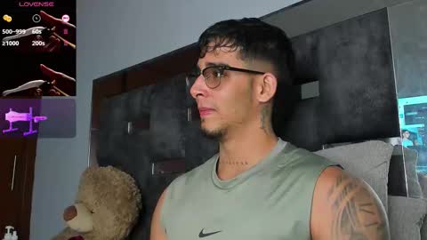   INDEPENDENT MODEL online show from 09-12-25, 06:02