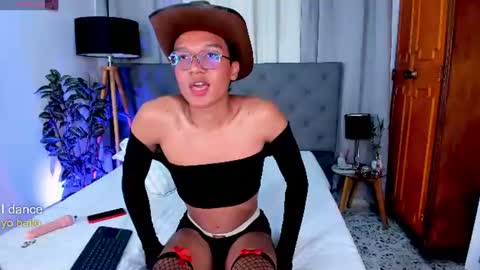 Snapshot of camilo_santoss chatting on 07-11-26, 01:03 camilo_santoss online show from 07-11-26, 01:03
